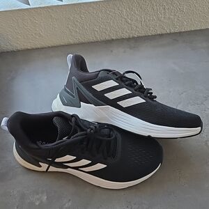 adidas Response Super 2.0 Running Shoe, Black/White/6 US Unisex Big Kid